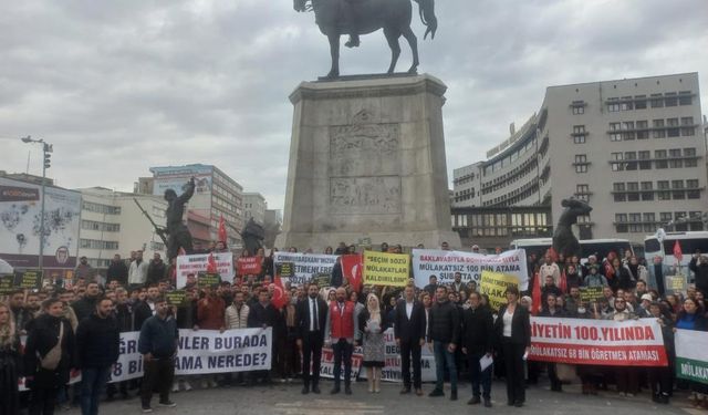 Atanamayan öğretmenler Ankara’da eylem yaptı