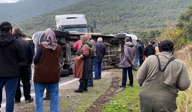 Feci kaza | Bursa'da minibüs devrildi