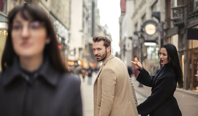 Kadınların bedduası tuttu! Sadece erkekleri öldüren virüs çıktı