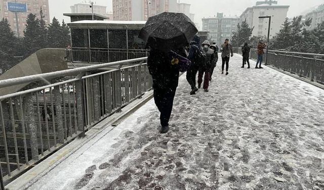 İstanbul'a kar geliyor! İşte zamanı