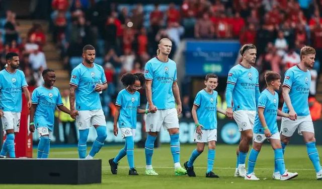 Manchester City sahada da , kasada da rekor kırıyor