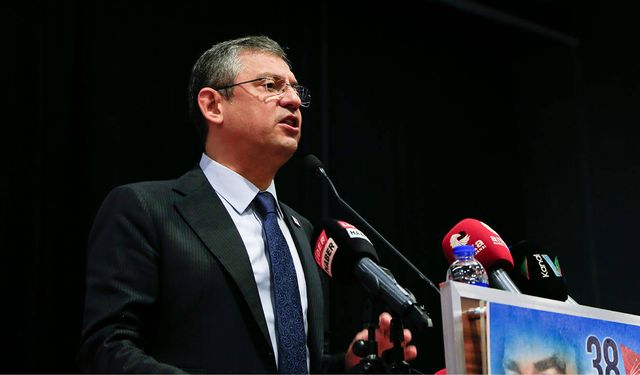 CHP'de kurultay yarışı... Özgür Özel kadrosunu açıkladı