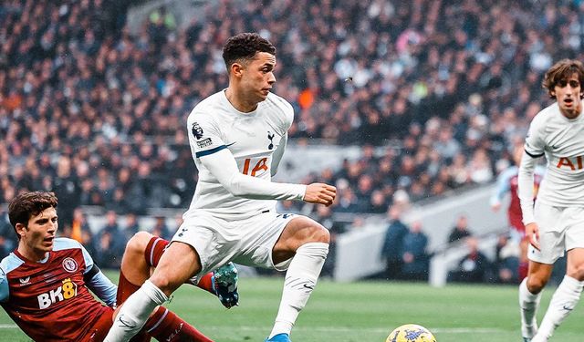 Tottenham'a ağır darbe! Zirveyi yakalamayı tepti