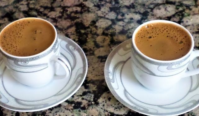 Türk kahvesini acı yapan yanlış pişirme tekniği: Doğru bildiğimizi sanıyorduk meğer hataymış