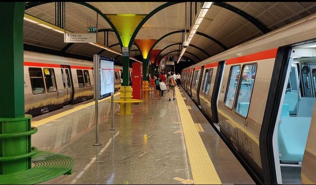 SON DAKİKA | Metro'da intihar! Seferler durduruldu