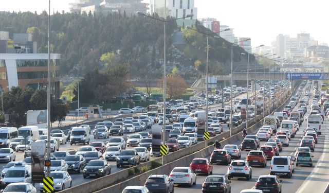 Bilmeyen trafik cezası ödeyecek: Her sürücnün bilmesi gereken detay