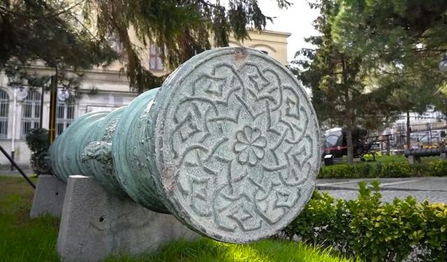 MSB'den Fatih Sultan Mehmet dönemine ait tunç topları paylaşımı
