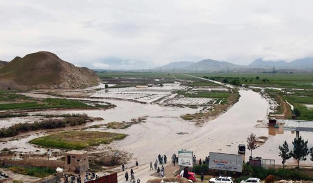 Afganistan’da sel felaketi! 150 ölü, 114 yaralı