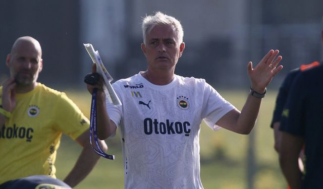 Topuk Yaylası'nda yeni orta saha kuran Mourinho'dan Zajc ve Krunic'e büyük şok