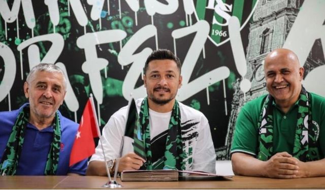 Kocaelispor, Ahmet Oğuz'u transfer etti