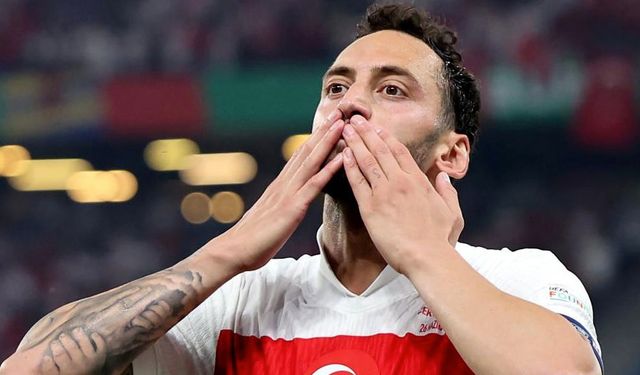 Hakan Çalhanoğlu ve Samet Akaydin cezalı duruma düştü