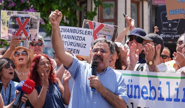 Ahmet Ümit de topa girdi: İmamoğlu’nun başı dertte!