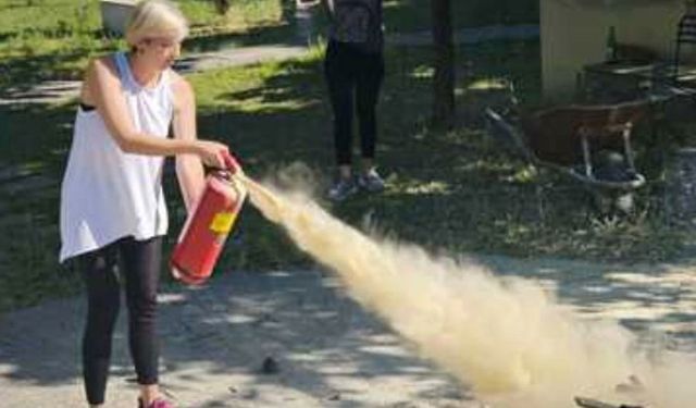 Avrupalı kadınlara hem eğitim hem kültürel tanıtım