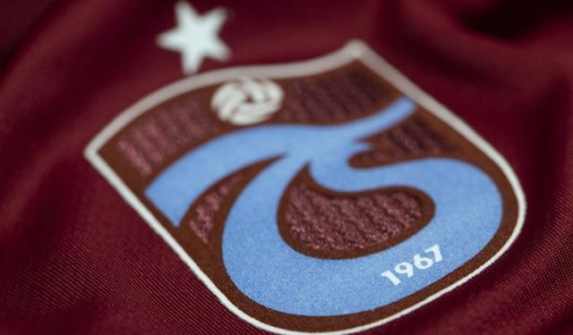 Trabzonspor'da teknik ekipten ayrıldığını duyurdu