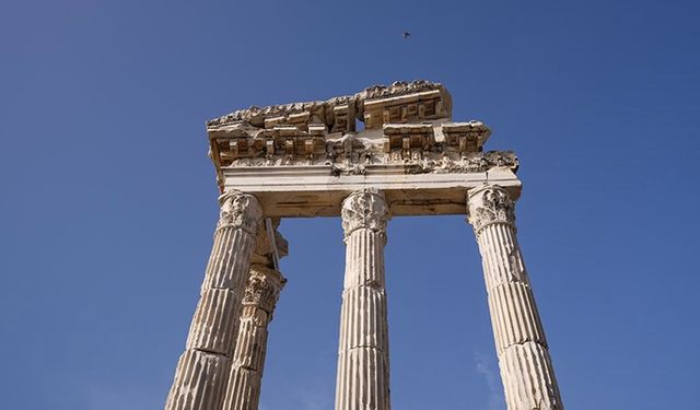 UNESCO listesindeki Bergama'da ziyaretçi sayısı arttı