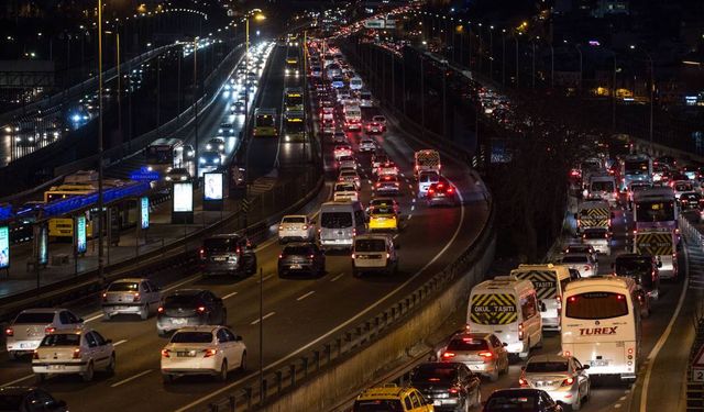 Araç sahipleri şimdi yandı: Yüzde 40 zam geldi