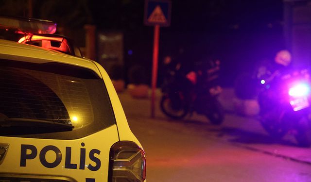 19 yaşındaki genci vurması yetmedi: Polisleri de vurdu