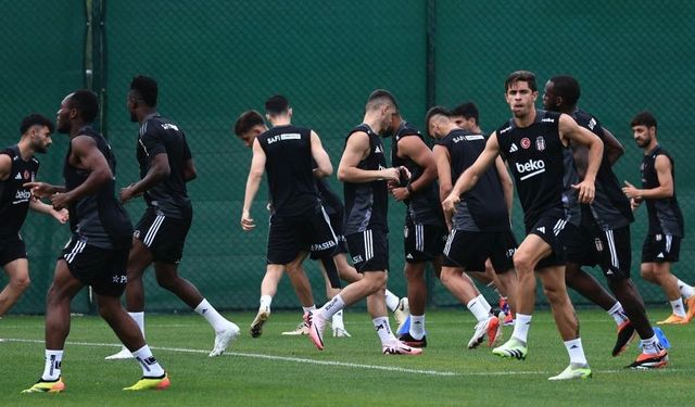 Beşiktaş, yeni sezon hazırlıklarını sürdürdü