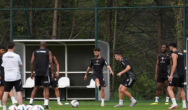 Beşiktaş, ilk hazırlık maçında Ümraniyespor ile 0-0 berabere kaldı