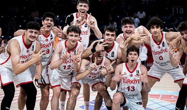 17 Yaş Altı Erkek Basketbol Milli Takımı dünya üçüncüsü