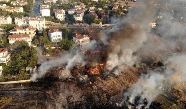 Beylikdüzü’nde korkutan yangın