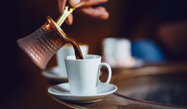 Kahvaltıdan önce kahve içenleri uyarın! Zararları ilk kez açıklandı