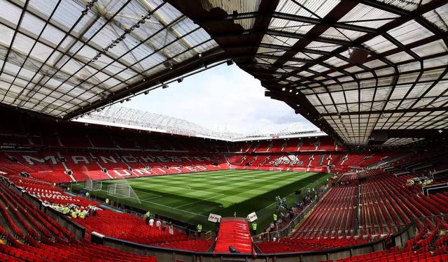 Fenerbahçe ve Galatasaray’ın zaferlerine sahne olmuştu: Ve Old Trafford yıkılıyor!