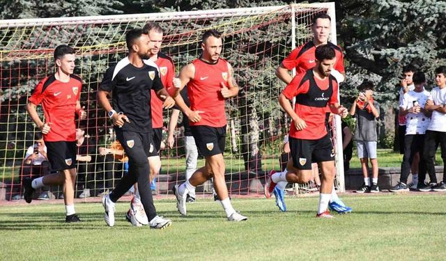 Burak Yılmaz: “Transfer tahtamız kapalı diye bırakıp, gitmeyeceğiz”