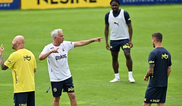 Fenerbahçe'de ortak hedef Şampiyonlar Ligi gruplarına kalmak