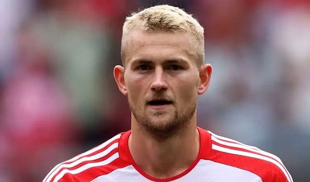 PSG'yi istemedi.. Matthijs de Ligt ManU'ya