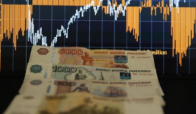 Rusya gümrükten 3,3 trilyon ruble gelir elde etti