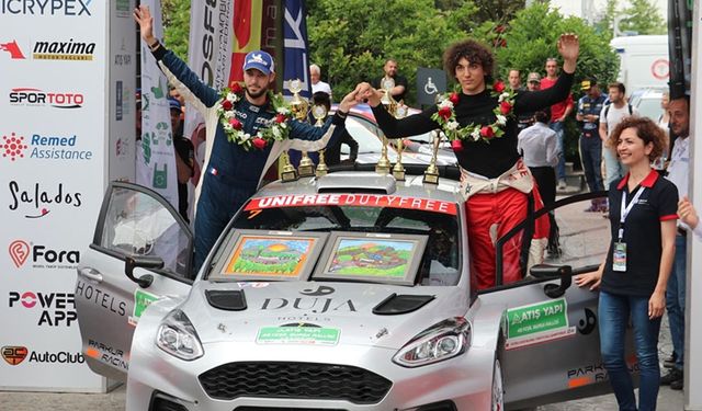 Ralli pilotu Kerem Kazaz, Letonya Rallisi'ni ikinci sırada tamamladı