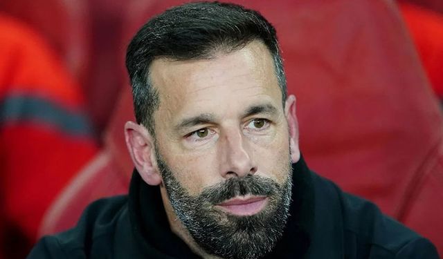 Ruud van Nistelrooy United'a döndü