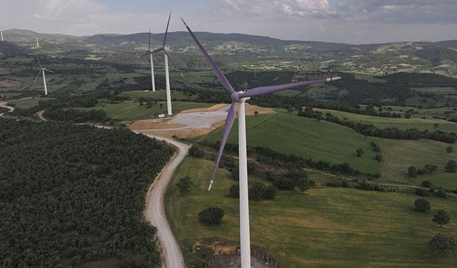 Türkiye'nin rüzgar enerjisi kurulu gücü 13 bin megavat sınırında