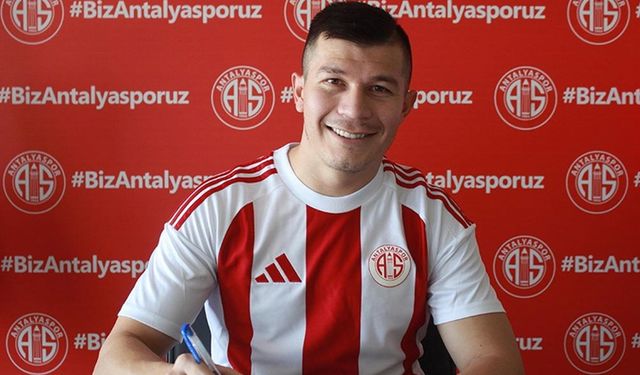 Antalyaspor, Paraguaylı forvet Samudio'yu transfer etti