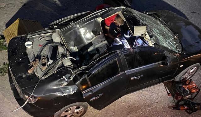 Mersin'de feci ölüm! 21'inci kattan arabanın üzerine düştü