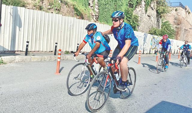 İstanbul'un tarihi yarımadasını bisikletle keşfetmeye hazır mısınız?