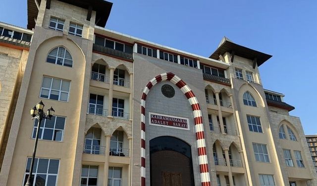 Depremde yıkılan Ebrar Sitesi F Blok'un bilirkişi heyeti davadan çekildi