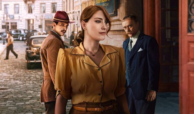 Hazal Kaya ve Selahattin Paşalı'yı dünya sevdi: Pera Palas'ta Gece Yarısı 2 sezonuyla da Netflix Top 10'de!