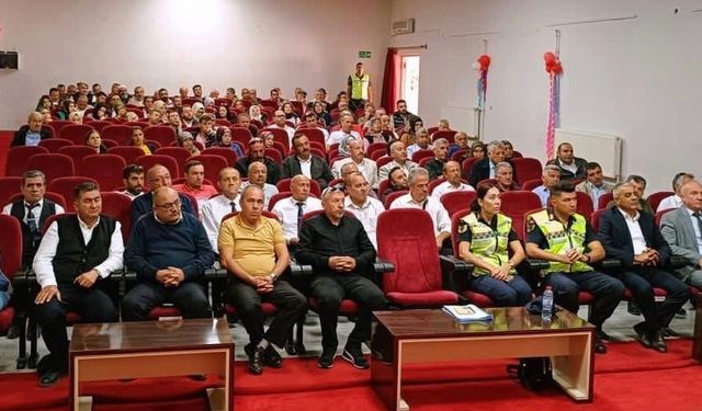 Okul yolunda güvenlik için sürücü ve rehber personele eğitim verildi