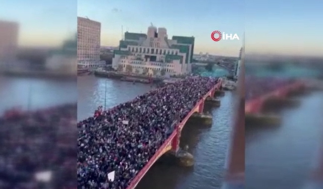 Londra’da binlerce kişiden tek slogan: “Nehirden denize Filistin özgür olacak”