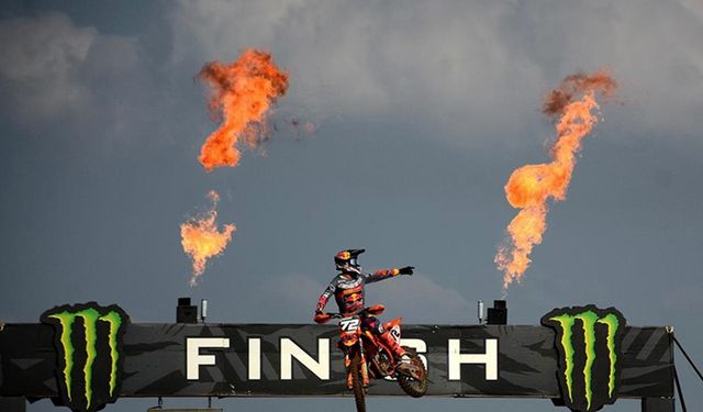 Dünya Motokros Şampiyonası'nı Afyonkarahisar'da 400 bini aşkın seyirci izledi