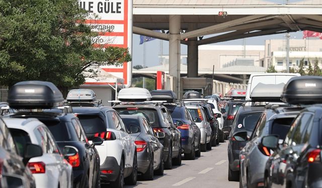 Trakya'daki sınır kapılarından gurbetçi sezonunda 2 milyon 820 bin yolcu girişi oldu