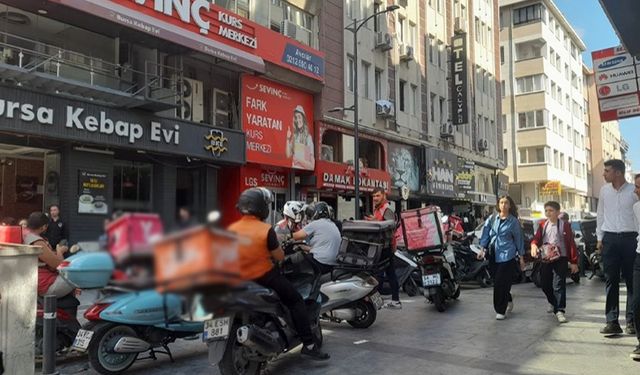 Moto kuryelerin isyanı: Çalışırken ölüyoruz