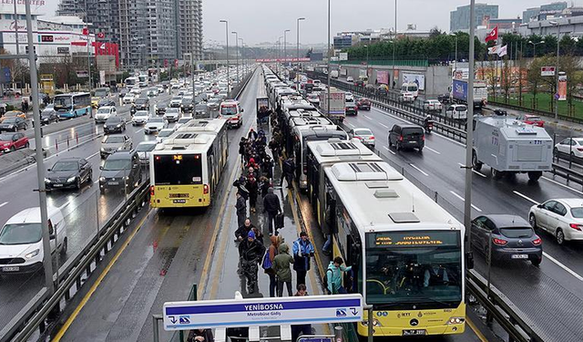 Metrobüs Durakları 2024! İstanbul Metrobüs Durakları 2024