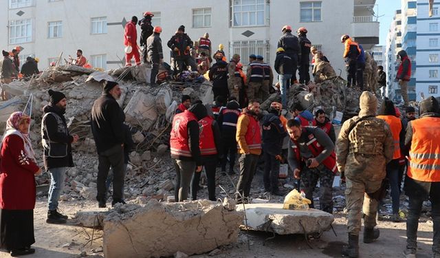 Diyarbakır'da depremde 100 kişinin öldüğü Hisami Apartmanı'na ilişkin davada karar çıktı