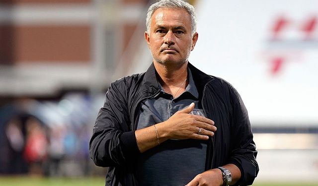 Jose Mourinho, Fenerbahçe’de ilk derbisine çıkacak