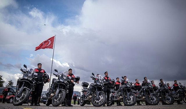 Motosikletli polisler eğitimlerle olay yerine daha hızlı ulaşıyor