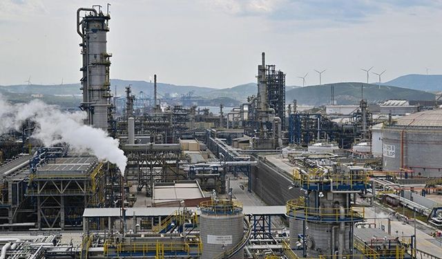 Petrol devlerinin karı ilk yarıda yüzde 10 düşerek 129,8 milyar dolara geriledi