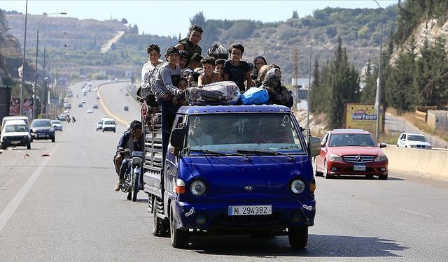 30 binden fazla kişi Lübnan'dan Suriye'ye kaçtı